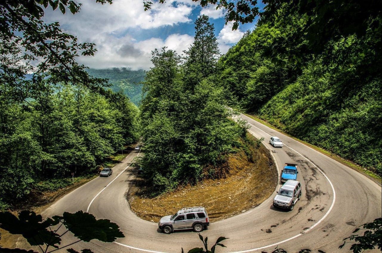 تخلفات شایع در جاده‌های بین‌شهری (سرعت و سبقت غیرمجاز)